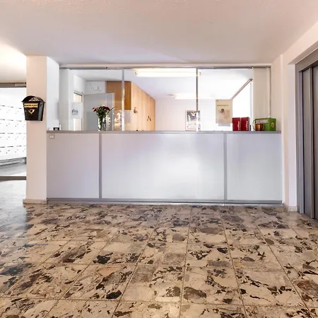 Apartament Utoring Hohe Promenade 110 *